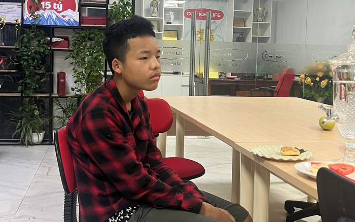 Công an phát hiện nam thanh niên lang thang đi bộ từ Hà Nội đến Hà Giang, hỏi ra mới biết lý do bất ngờ Ảnh 2