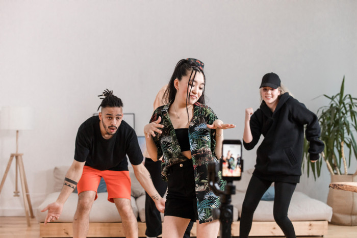  Ngành thời trang có nên rời khỏi TikTok - mảnh đất màu mỡ nhưng đầy thị phi? Ảnh 3