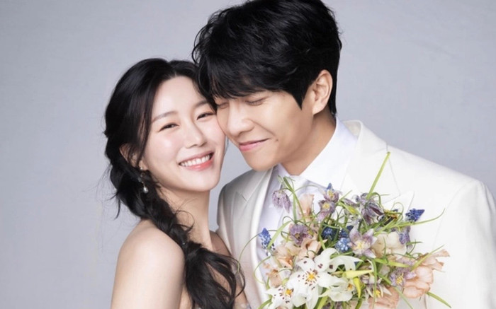 Lee Seung Gi khủng hoảng khi đọc những lời miệt thị từ dư luận, tuyên bố: Vợ tôi không chọn bố mẹ Ảnh 2