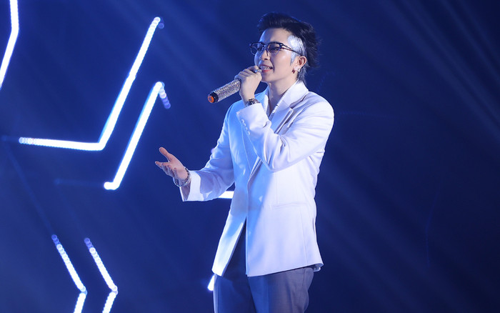 Ca sĩ Gil Lê: 'The Heroes là sân khấu quan trọng trong sự nghiệp' Ảnh 2