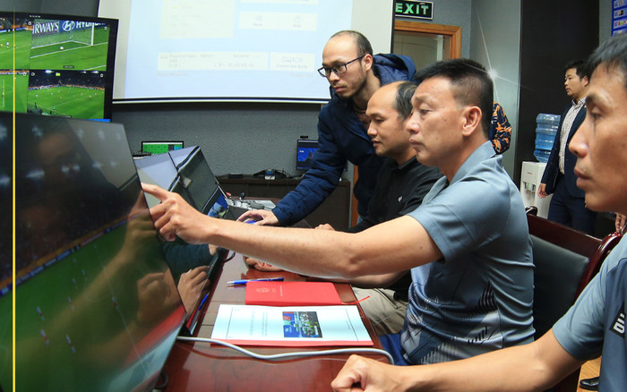 Nghịch lý bóng đá Việt Nam: Mơ World Cup, còn trọng tài yếu kém bền vững Ảnh 2