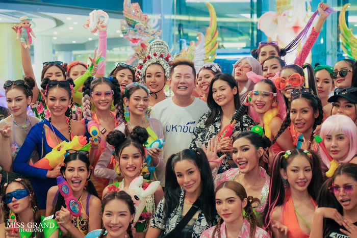  Engfa Waraha bị 'chặt đẹp' bởi dàn thí sinh Miss Grand Thailand 2023 tại lễ hội té nước Ảnh 7