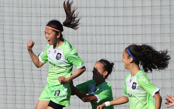 Huỳnh Như ghi bàn thứ 7 ở châu Âu, Quang Hải có 7 trận liên tục ngồi ngoài Ảnh 2