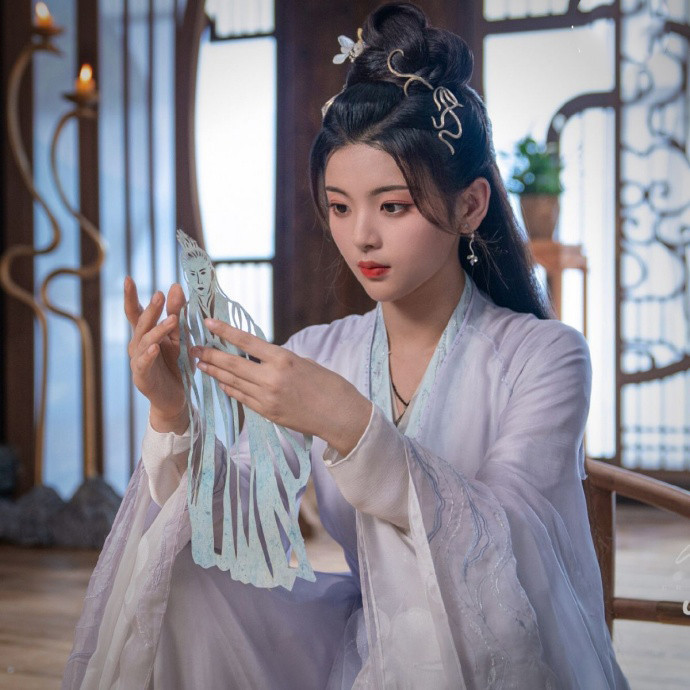  Không phải Địch Lệ Nhiệt Ba, Dương Dương tái xuất với phim cổ trang cùng em gái Triệu Lệ Dĩnh? Ảnh 3