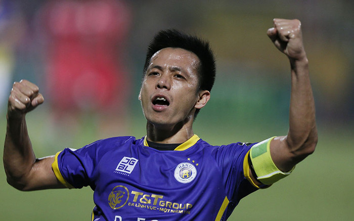 Văn Quyết bị thẻ đỏ: Có hành vi bạo lực với quan chức trận đấu Ảnh 2