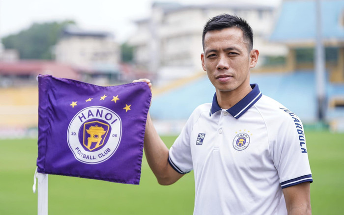 Văn Quyết gọi điện xin lỗi trợ lý trọng tài bị 'tác động vật lý' đến mức nhờ bác sĩ giúp Ảnh 2