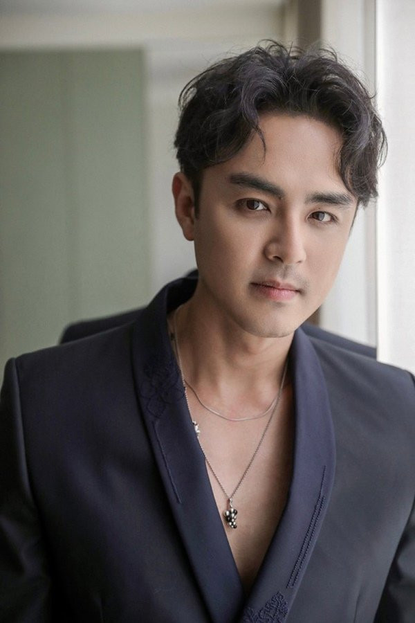 Minh Đạo cảm thấy vui khi sắp tới có một trai, một gái trong gia đình