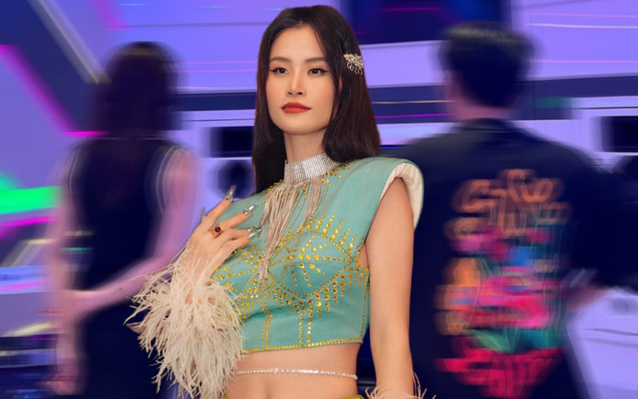 'Cục cưng' Hoàng Thùy Linh hé lộ hậu trường làm nhạc với Đông Nhi: Đã sẵn sàng 'khuấy đảo' Vpop! Ảnh 2