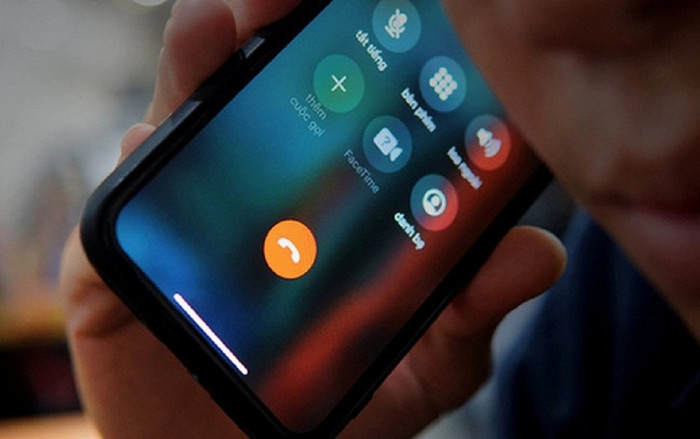 Cụ ông 71 tuổi mất trắng 15 tỷ đồng sau cuộc gọi video call với người tự xưng là 'Cục trưởng Công an' Ảnh 2