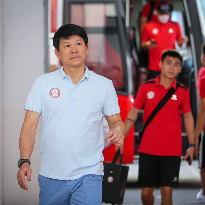 HLV Vũ Tiến Thành nói cứ gặp Hà Nội FC là thua vì trọng tài. Ảnh: CLB TPHCM