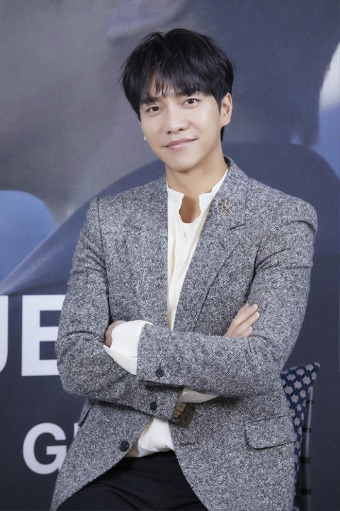 Lee Seung Gi bị fan 'quay lưng' sau khi kết hôn với Lee Da In Ảnh 1