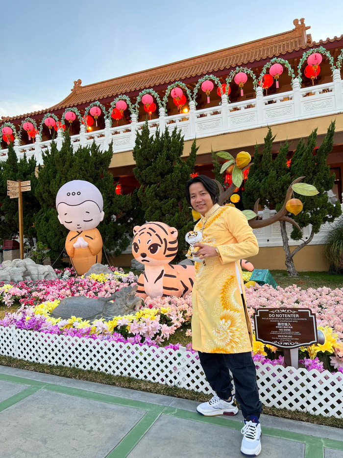  Hậu phẫu thuật kéo dài chân, Khoa Pug tự tin với diện mạo mới và khẳng định: Tiền mua được chiều cao Ảnh 6