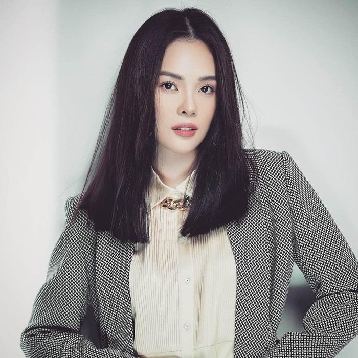 Hậu ồn ào đời tư, Dương Cẩm Lynh luôn chăm chỉ làm việc và dành thời gian quan tâm đến các con