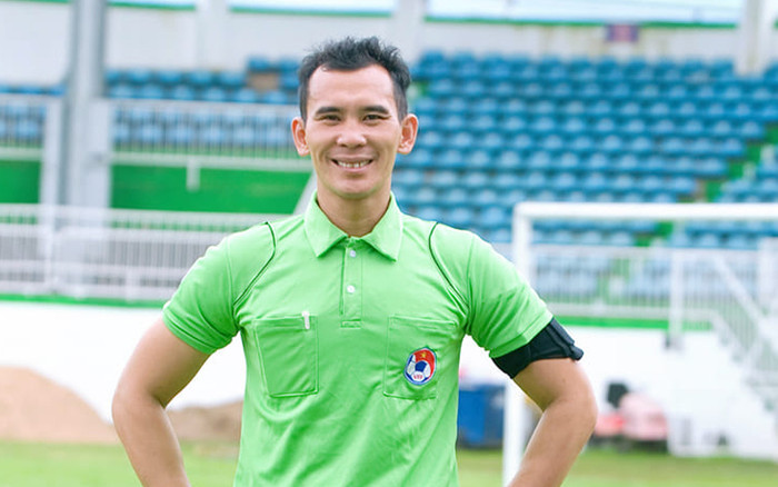 Cận cảnh vết thương bầm đỏ của trợ lý trọng tài khiến Văn Quyết bị cấm 8 trận Ảnh 2