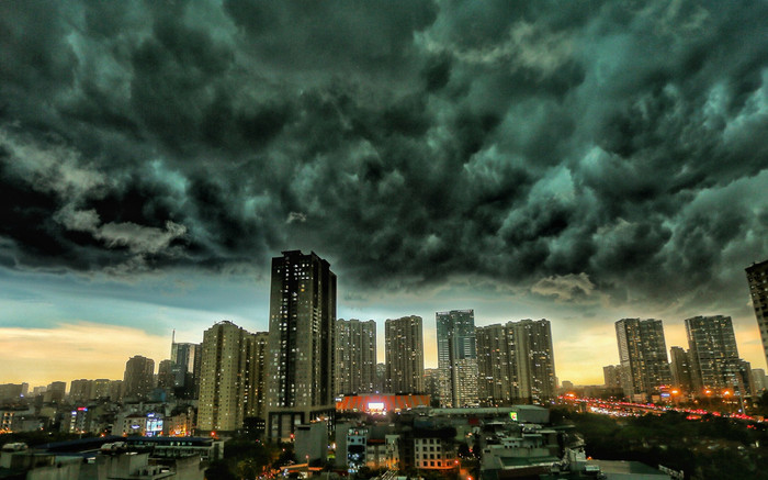 Cánh báo mưa rào dông lốc, sét ở nhiều nơi dịp nghỉ lễ 30/4 - 1/5 Ảnh 2