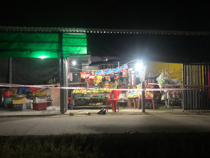  Cảnh tượng hãi hùng ở tiệm tạp hóa làm chấn động vùng quê nhỏ Ảnh 1