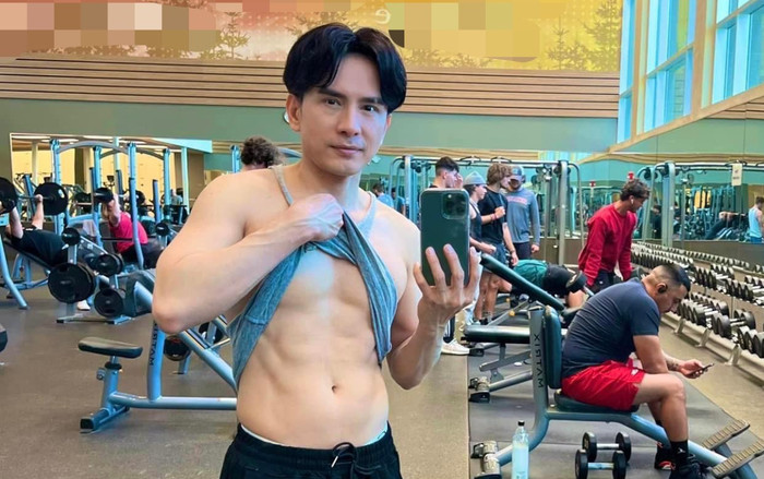 Đan Trường vạch áo khoe cơ bụng 6 múi, dân tình xuýt xoa không ngớt vì điều này! Ảnh 2