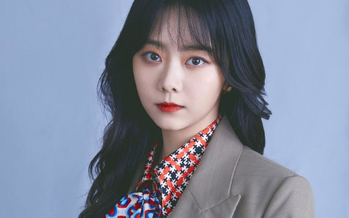 Đàm Tùng Vận gặp vận xui, bị tẩy chay vì mải yêu đương với bạn trai, không kính nghiệp Ảnh 2