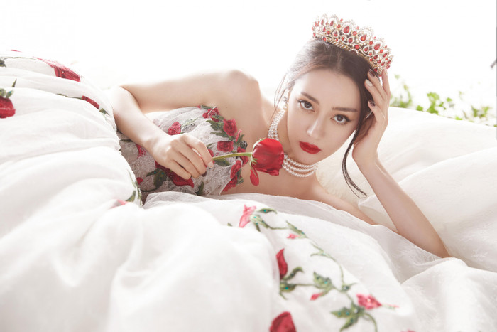  Top 10 sao nữ Cbiz có duyên khán giả nhất: Triệu Lộ Tư tranh hạng cùng Triệu Lệ Dĩnh, Bạch Lộc đội sổ Ảnh 6