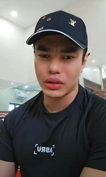 Bà xã Lê Dương Bảo Lâm có động thái gì giữa lúc chồng bị réo gọi vào ồn ào của Trấn Thành? Ảnh 1