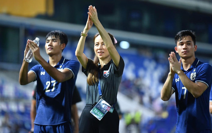 Nữ tỷ phú Madam Pang 'báo' tin dữ cho HLV Troussier, Thái Lan quyết giành HCV Ảnh 2