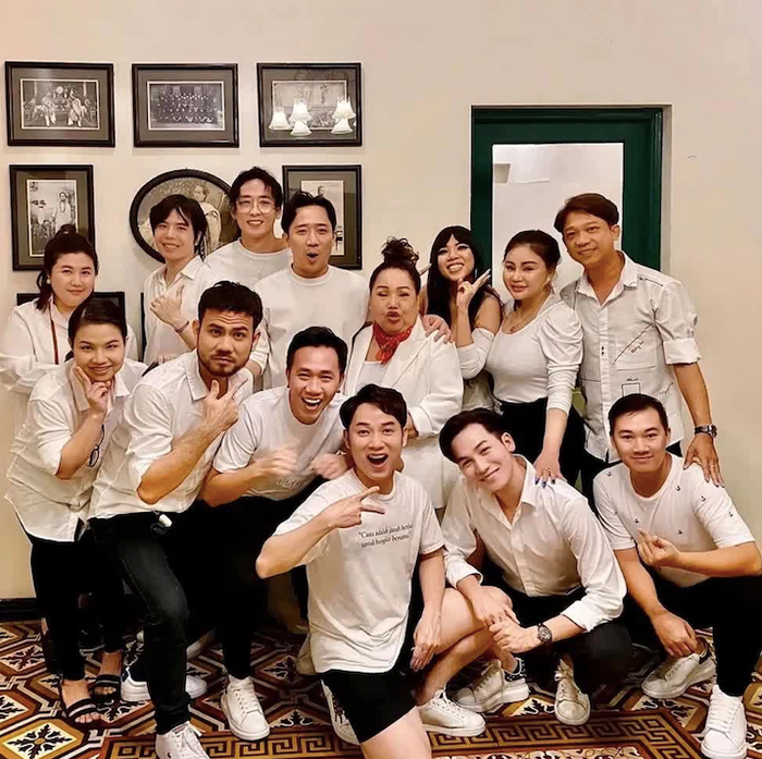 Loạt quy tắc của hội bạn thân Trấn Thành, đúng dress code là nhờ điều này Ảnh 1