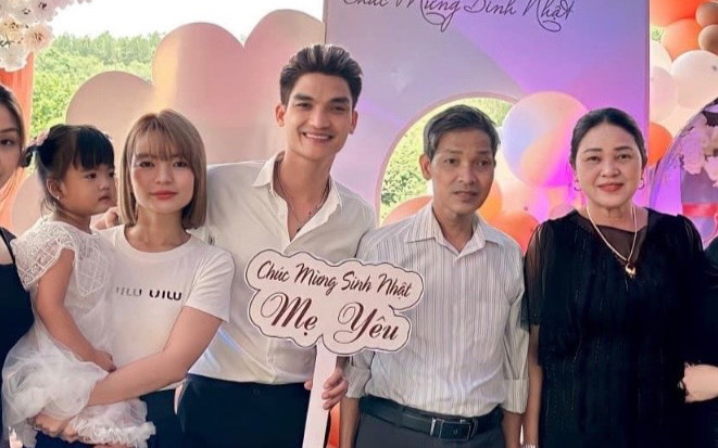 Bà xã Mạc Văn Khoa gửi lời chúc sinh nhật tới mẹ chồng, hé lộ mối quan hệ thân thiết 'con dâu như con ruột' Ảnh 2