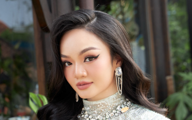 Cô gái GenZ gốc Việt sành sỏi 3 thứ tiếng tham dự Miss Universe Canada 2023 Ảnh 2