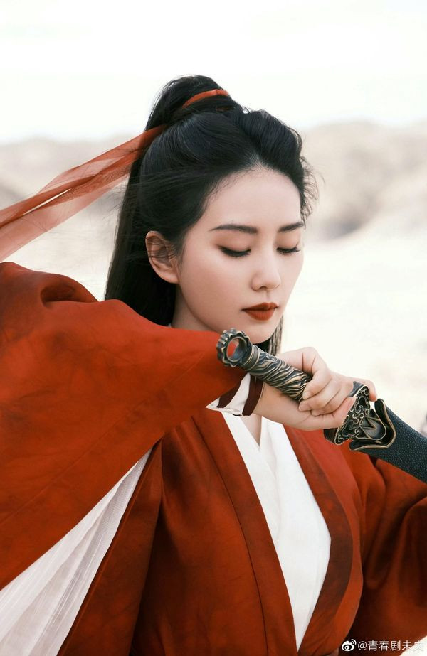  Không phải Triệu Lệ Dĩnh, Lâm Canh Tân công khai yêu lại tình cũ 12 năm trước, liệu còn đẹp đôi? Ảnh 4
