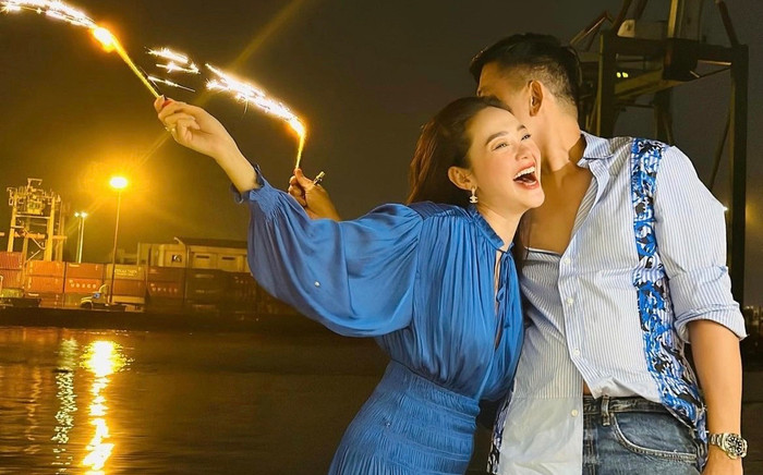 Mang thai con đầu lòng, Minh Hằng được ông xã 'cưng như trứng mỏng' Ảnh 2