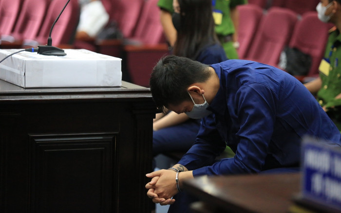 Cha bé gái 8 tuổi bị 'dì ghẻ' bạo hành tử vong liên tục gửi lời xin lỗi tới vợ cũ và gia đình Ảnh 2