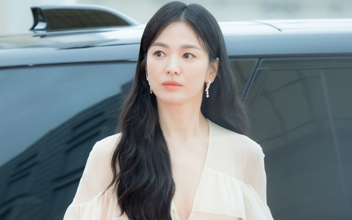 Song Hye Kyo bất ngờ bày tỏ tình cảm với một đồng nghiệp ngay tại Baeksang 2023 Ảnh 2