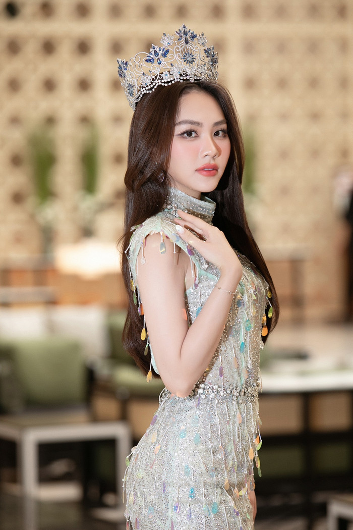 Đại diện Việt Nam - Huỳnh Nguyễn Mai Phương sẽ chinh chiến tại Miss World 2023. Với khả năng ngoại ngữ tốt và visual xinh đẹp, Mai Phương được kì vọng sẽ giúp nhan sắc Việt thăng hạng tại đấu trường sắc đẹp lâu đời này