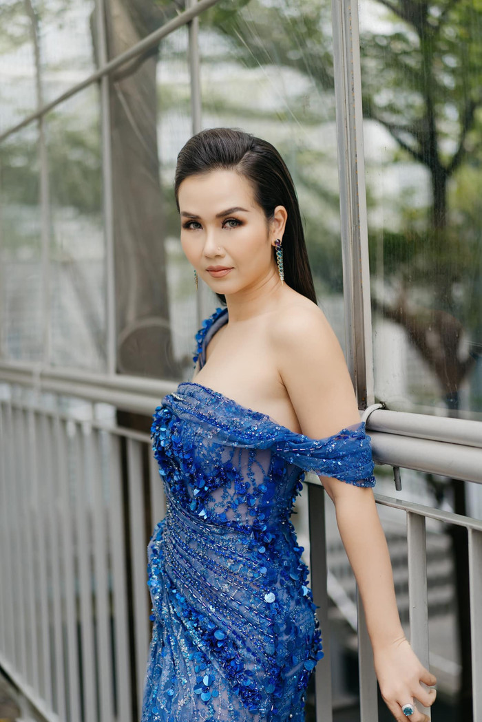  Võ Hạ Trâm xao xuyến nói về những lần đầu sau 16 năm làm nghề: Lọt top trending, đếm từng lượt xem Ảnh 3