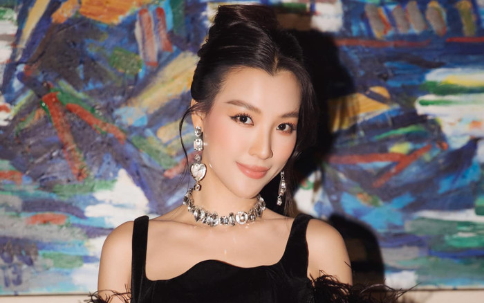 MC Hoàng Oanh sau một năm chia tay chồng cũ: Nhan sắc thăng hạng, hết mực quan tâm quý tử Ảnh 2