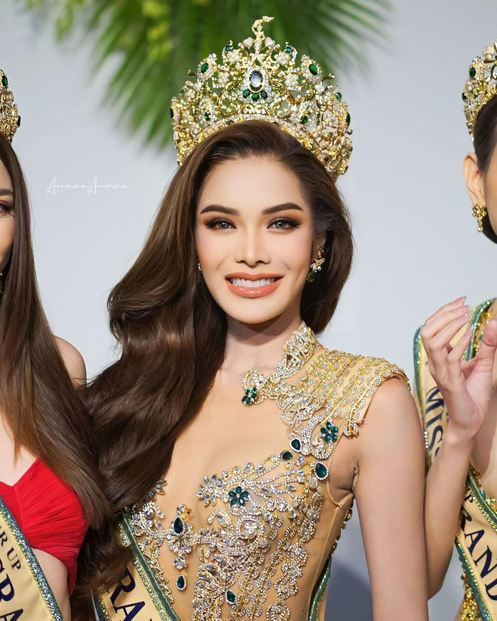 Nhan sắc tuyệt mỹ của Tân Miss Grand Thailand hậu đăng quang: Bảo sao ông Nawat 'mê mệt' Ảnh 3