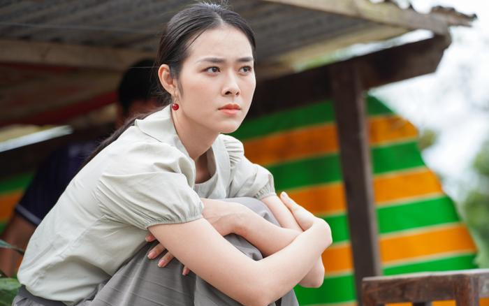 Diệp Bảo Ngọc tiết lộ về 'cảnh nóng' khi đóng phim của Lý Hải Ảnh 2