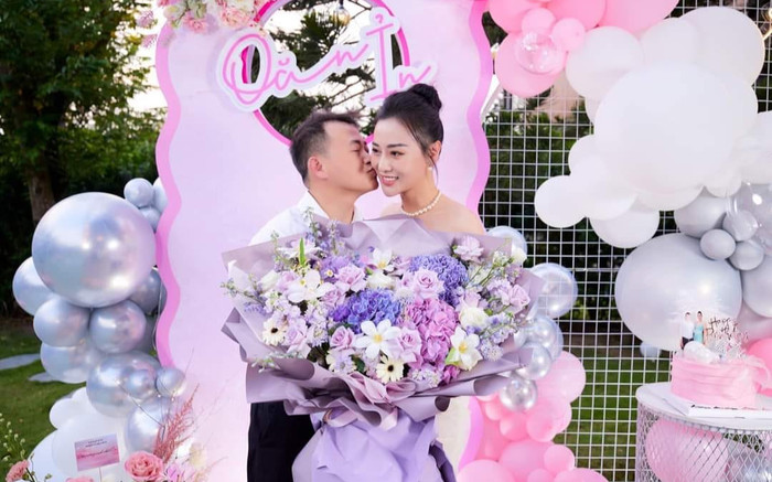 Phương Oanh lên đồ chất chơi, Shark Bình liền có tương tác nhưng gây tranh cãi vì điều này Ảnh 2