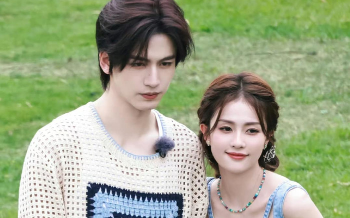 Ngã ngửa với nhan sắc thời 'xưa ấy' của bạn trai Bạch Lộc: Thân hình quá khổ, không chút khí chất Ảnh 2