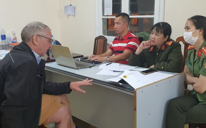 Cãi vã do vợ sử dụng điện thoại khi ăn, người đàn ông Hà Lan nhẫn tâm giết vợ Ảnh 2