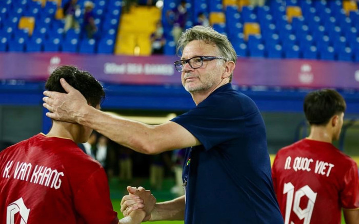 HLV Troussier: Mục tiêu là thắng mọi trận đấu ở SEA Games 32 Ảnh 2