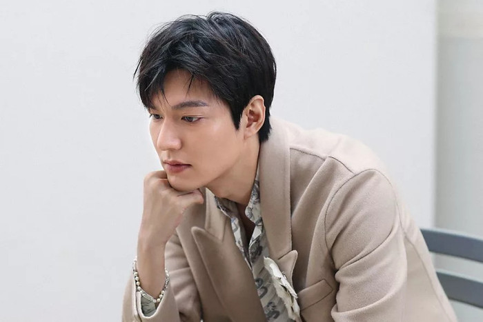  Không phải Song Hye Kyo, Lee Min Ho bất ngờ công khai hẹn hò với trai đẹp kém 7 tuổi Ảnh 5