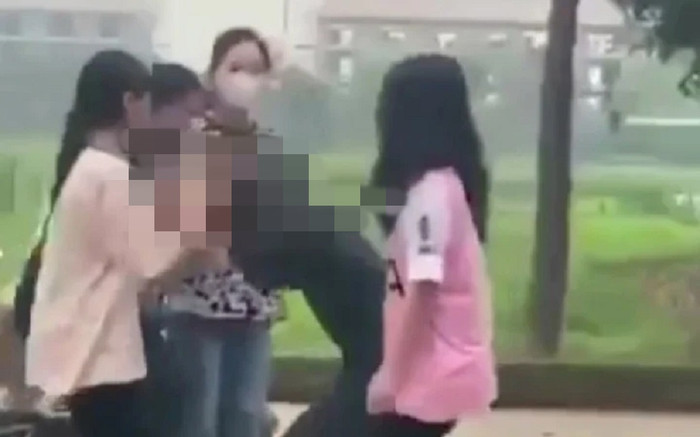 Mâu thuẫn với 'đàn em', nữ sinh lớp 9 ở Bắc Ninh hành động nông nổi Ảnh 2