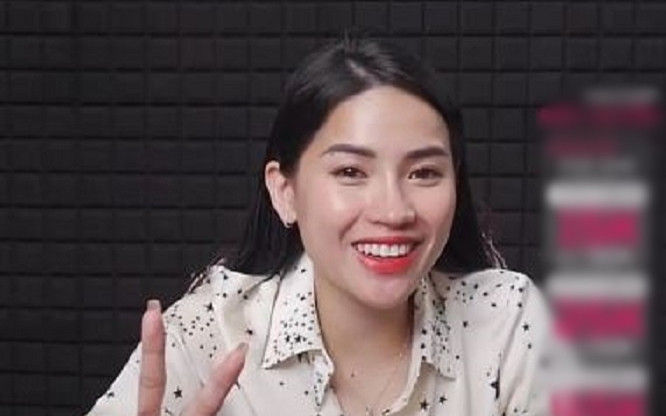 Trở lại livestream bán hàng, Hà Linh lại đối mặt với làn sóng 'bom' hàng, có đơn lên đến chục triệu Ảnh 2