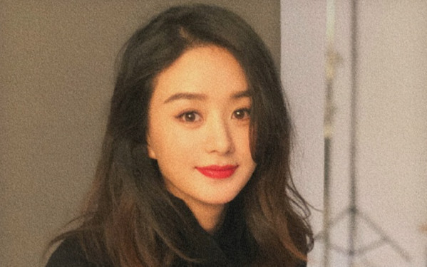 Triệu Lệ Dĩnh chiêu đãi người hâm mộ loạt khoảnh khắc hiếm hoi nhân dịp kỉ niệm 17 năm hoạt động Ảnh 2