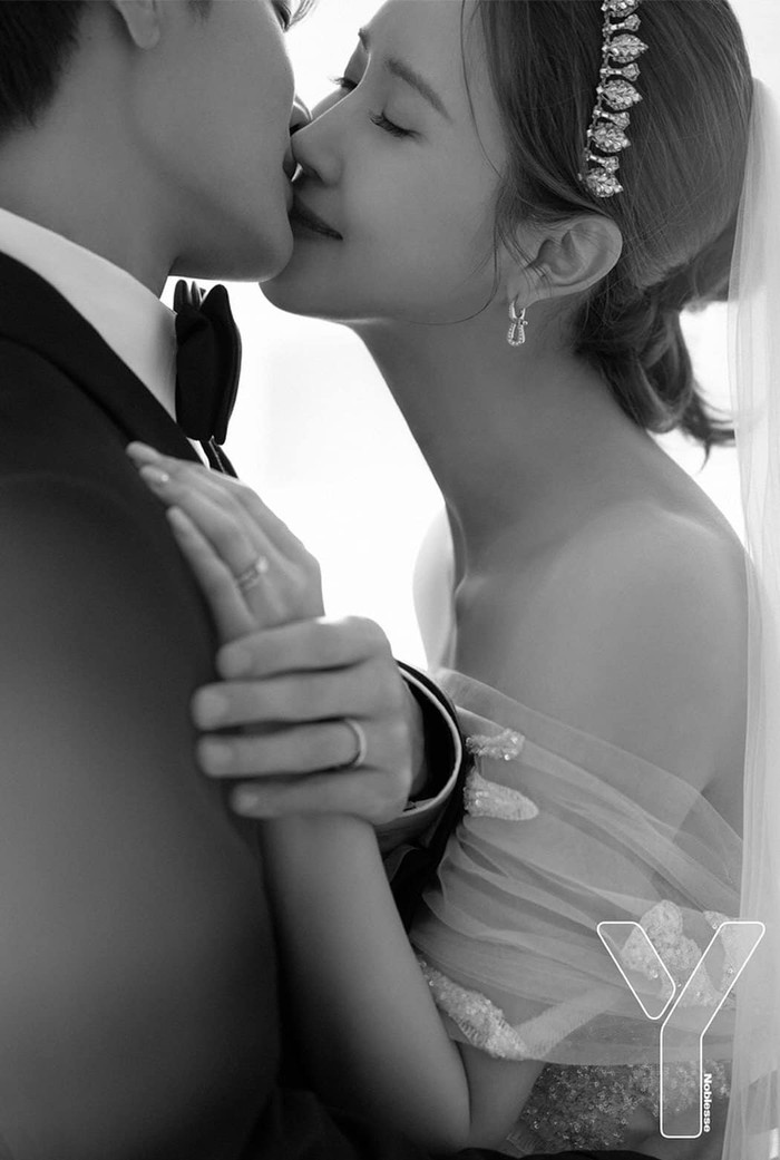  Lee Da Hae 'khóa môi' Se7en đầy tính tứ tại đám cưới cổ tích Ảnh 4