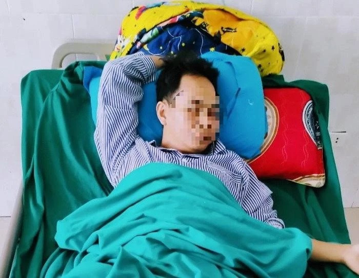  Vụ cô giáo rơi xuống vực tử vong: Xót lòng tiếng khóc của bé gái 4 tuổi, luôn miệng đòi mẹ ở tang lễ Ảnh 1