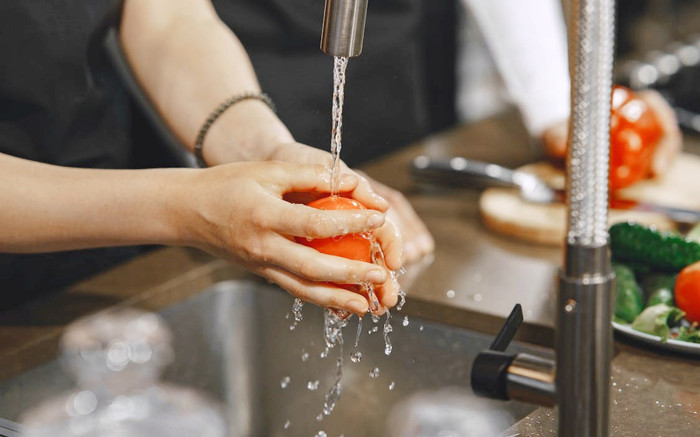 Sau giá điện, đang xây dựng phương án tăng giá nước sinh hoạt tại Hà Nội lần đầu sau 10 năm bình ổn Ảnh 2