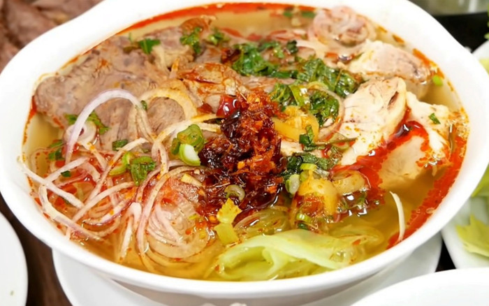 Lượng calo trong các món đặc sản của Việt Nam được yêu thích, có món ăn xong chạy 2 tiếng mới hết calo Ảnh 2