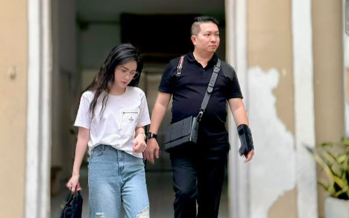 Ông xã Đoàn Di Băng có loạt động thái bất ngờ trước những tin đồn thất thiệt Ảnh 2